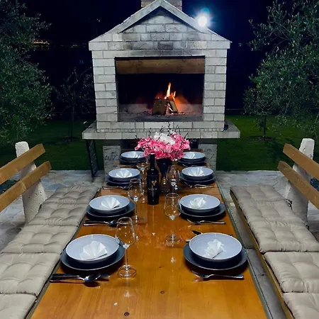 Aurora Vila Ljubuski